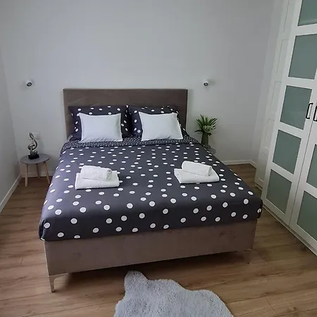 Appartamento Apartments With Hot Tub Stobrec, Split - 21339 *