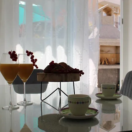Apartments With Hot Tub Stobrec, Split - 21339 Appartamento