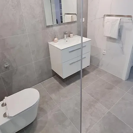 Apartments With Hot Tub Stobrec, Split - 21339 Appartamento Spalato